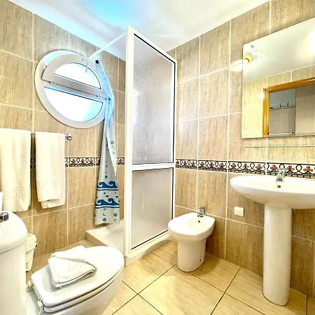 Family Studio, Wifi, Heated Pool, Tenerife South Διαμέρισμα